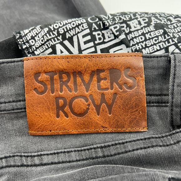 Strivers Row Tupelo Distressed Jeans Black Destroyed Knees - Picture 9 of 11